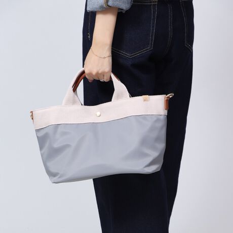 iCĽ򊴂iȈۂ̃V_[obOBpointEobOɎ{ꂽzFfUCKxȃJWAoBEe[vnhƓfނ̃ChV_[xgtŕLV[Ŋ􂵂܂BEV_[xggp鎖Ŏ΂ߊ|V_[obOƂĂEobOɂ̓hNp|Pbgt500mlybg{g𗧂ĂĎ[\BE}`Ƃ̂ŕKvȉו͔[߂fC[gɃsb^BiEOV_[xgtEobOFhNpۗEۉ|PbgtEO|PbgFȂE|PbgFt@Xi[|Pbg~1AI[v|Pbg~2EA4Ήi22~31cm)F~Ezi10~20cmjFZEybg{gi500mljFZEybg{gci500mljFîCɓo^ @n[g}[NNbNIJ[̍ēגʒmAZ[m点܂BVbv̂Cɓo^ @ViēגʒmȂǁAȏ󂯎邱Ƃł܂B[^:94064a]