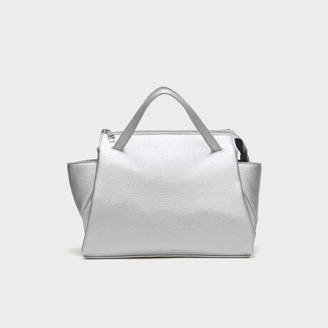 gh̃^bNJ[̃XNGAobOpointEV{̂_炩ȃtFCNU[gpĂiȈہBE}`ƂJ傫ĴŒ̏oyXEV_[xgtŎ΂ߊ|V_[obOƂgp\BEgh̃^bNJ[x[VbNȃubN3FWJBEbvCzȂǂ̏|Pbgt|CgBiEV_[xgtEO|PbgFȂE|PbgFt@Xi[|Pbg~1AI[v|Pbg~2EA4Ήi22~31cm)F~Ezi10~20cmjFEybg{gi500mljFEybg{gci500mljF~fpʐ^͎BeɂAۂ̃J[ƑقȂꍇ܂B\߂Bi̐F̖ڈ́AiP̂̉摜QƂBîCɓo^ @n[g}[NNbNIJ[̍ēגʒmAZ[m点܂BVbv̂Cɓo^ @ViēגʒmȂǁAȏ󂯎邱Ƃł܂B[^:94010]