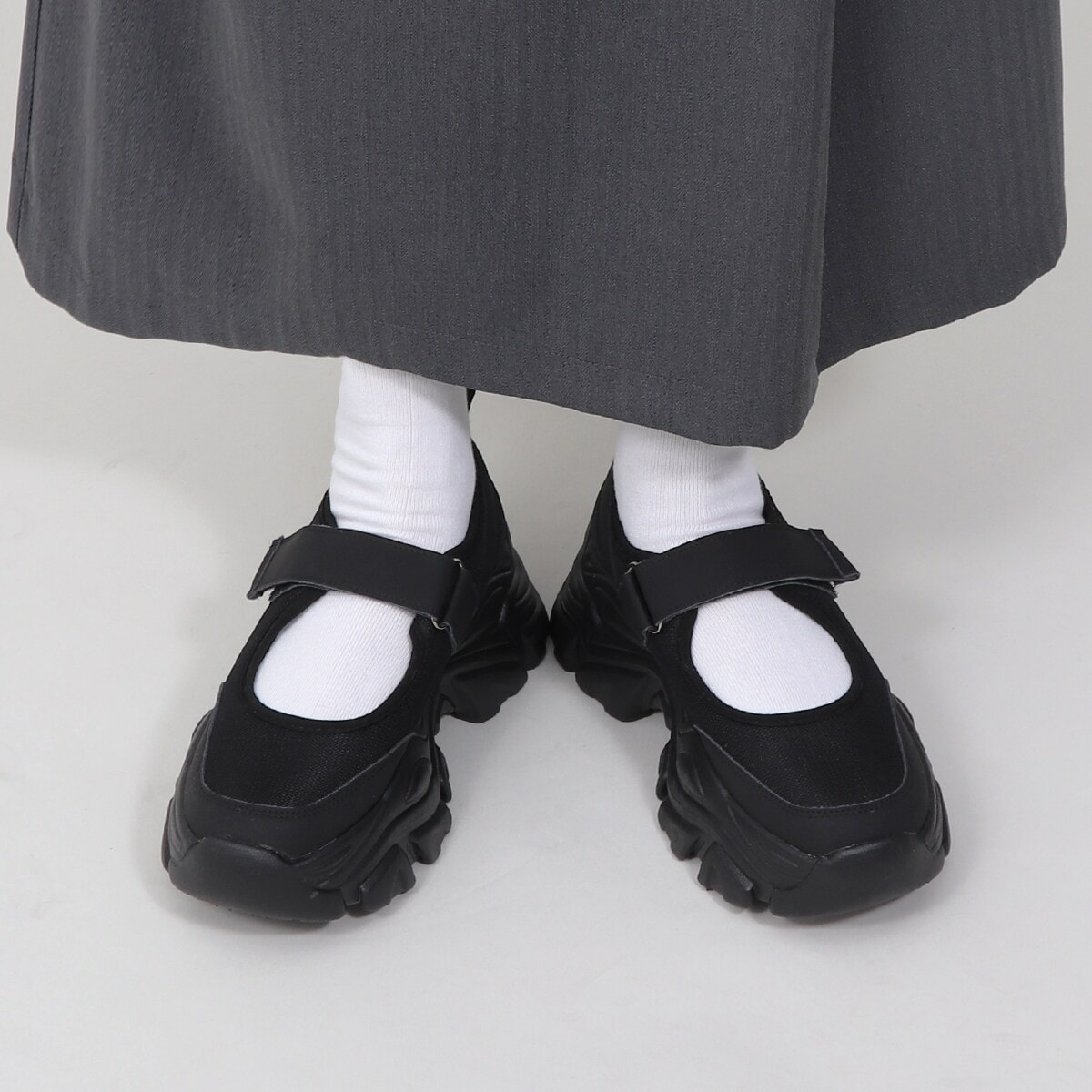 [}C]{[\[ [WF[ Xj[J[/x[XiBASEj ubN