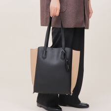 【A4対応】3層あおりポケット仕様 縦型トートバッグ