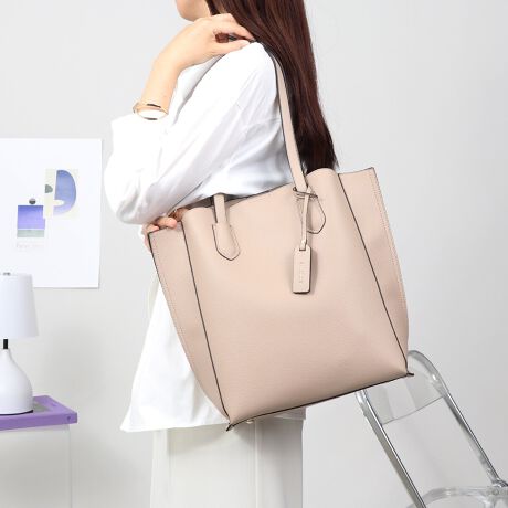 A4TCYΉŒʋ΁EʊwtH[}ȃV[ɂ􂷂g[gobOBpointEOɎ[͔Q̂|PbgtOwBE߂̃V_[ŃAE^[𒅂ĂĂɂ₷̂|CgBE蕔}OlbgŒSɌŒ肷邱Ƃň芴 + Ȑ̏炵VGbgBETChɐ؂ւAVvȒɃfUCvX肷ȂX^ĆBEC[͖ʂ̖LXy[XɂȂĂAt@Xi[ŊJł̂SE|Pbg6tĂ̂ŁAMdi⏬ނ̊ǗɃIXXBEobO≘ꂩĂetŎdlBEoAItBXAwAƎA\Ȃǂ̃tH[}ȃV[1BEON/OFF킸֗Ɏgđ劈ԈႢȂ̃ACełBiEO|PbgFȂE|PbgFt@Xi[|Pbg~1AI[v|Pbg~2E|PbgFI[v|Pbg~3EA4Ήi22~31cm)FZEzi10~20cmjFZEybg{gi500mljFZEybg{gci500mljFZfpʐ^͎BeɂAۂ̃J[ƑقȂꍇ܂B\߂Bi̐F̖ڈ́AiP̂̉摜QƂBîCɓo^ @n[g}[NNbNIJ[̍ēגʒmAZ[m点܂BVbv̂Cɓo^ @ViēגʒmȂǁAȏ󂯎邱Ƃł܂B[^:99030]