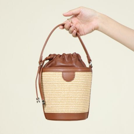 ~{vU[̑gݍ킹lJWAɃsb^ȂobOBpointEO\ȃV_[XgbvtŁAV[ɂĎg\BE{ṽnhƂ̑fނJWAiȈۂɁBE̕o₷В^Cv|CgBEubNAuE̎g₷QFWJȂ̂ŁAăR[f̃|CgɁEtăV[Y̕LX^CɑQBiEO|PbgFȂE|PbgFI[v|Pbg~1EA4Ήi22~31cm)F~Ezi10~20cmjF~Eybg{gi500mljF~Eybg{gci500mljF~fpʐ^͎BeɂAۂ̃J[ƑقȂꍇ܂B\߂Bi̐F̖ڈ́AiP̂̉摜QƂBîCɓo^ @n[g}[NNbNIJ[̍ēגʒmAZ[m点܂BVbv̂Cɓo^ @ViēגʒmȂǁAȏ󂯎邱Ƃł܂B[^:19741]