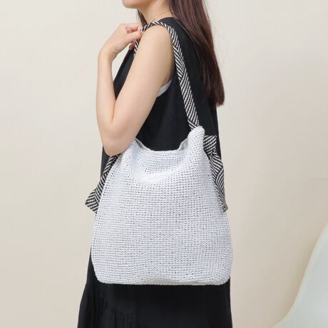 gpAꂢ߂Ȉۂ̂obOpointEi`Ȉۂ̂obOŉ؂₩ɉoBEA4TCYΉ̊TCYBEntŒ̉וSzSBE㕔̓}OlbgŁA傫JԌŉו̏oyXBEe[vnh̕⌋іڃfUCANZgɁEɂ̓|Pbg1tĂ̂ŁAނ̎[ɕ֗BE蕔߂ɂȂĂ̂Ō|₷BEs[XfjR[fƂ̑悭AN킸g₷ACełBEĂ̂oA][g⃌W[V[ɂIXXłBiEO|PbgFȂE|PbgFI[v|Pbg~1EA4Ήi22~31cm)FEzi10~20cmjFEybg{gi500mljFEybg{gci500mljFfpʐ^͎BeɂAۂ̃J[ƑقȂꍇ܂B\߂Bi̐F̖ڈ́AiP̂̉摜QƂBîCɓo^ @n[g}[NNbNIJ[̍ēגʒmAZ[m点܂BVbv̂Cɓo^ @ViēגʒmȂǁAȏ󂯎邱Ƃł܂B[^:99060]