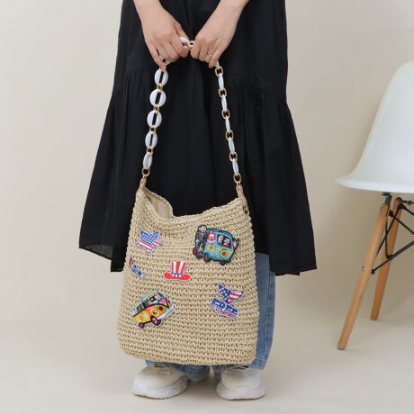 bygpfUC邩obOpointE500ml̃ybg{g^IAnfBt@ȂǉĂɕKvȉו[́EntĂ̂Œ̉וSzSBE㕔̓}OlbgɂȂĂA傫JԌŉו̏oyXBEɂ̓|Pbg3tĂ̂ŁAނŎU΂邱ƂȂ[ł̂|CgBEĂ̂oCEBBQȂǂ̃W[V[ɂIXXłBcoordinateElƔȂIȃfUCŁAVvR[fBl[g̎ɂiEO|PbgFȂE|PbgFt@Xi[|Pbg~1AI[v|Pbg~2EA4Ήi22~31cm)FEzi10~20cmjFEybg{gi500mljFEybg{gci500mljFfpʐ^͎BeɂAۂ̃J[ƑقȂꍇ܂B\߂Bi̐F̖ڈ́AiP̂̉摜QƂBîCɓo^ @n[g}[NNbNIJ[̍ēגʒmAZ[m点܂BVbv̂Cɓo^ @ViēגʒmȂǁAȏ󂯎邱Ƃł܂B[^:94145]