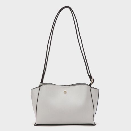 ybg{głTCYŁAłɃsb^ȃnhobOBpointEz̓TCYłłɃsb^EC[͖ʂ̖LXy[XŁA500ml̃ybg{g錩ڈȏ̎[́BEOɂ|PbgtOwŒ̕𐮗₷̂|CgBEobO㕔͏炵͋CoȐVGbgBEɂ͂|PbgƕʂɃ|Pbg2PtBE΂ߊ|⌨|܂ŁADȒɒ߉\ȃV_[fUCBEx[VbNȃJ[oCJ[fUC܂ŖLxȃJ[oG[VBEV{̂tFCNU[gpĂ̂ŏCɂȂɂBcoordinateELxȃJ[WJŁAX^CO̕߂}`ɂ܂BEtFCNU[fނgpĂ̂ŁAꂢڂȃX^CɂiEO|PbgFȂE|PbgFt@Xi[|Pbg~1AI[v|Pbg~1EJF}Olbg{^EA4Ήi22~31cm)F~Ezi10~20cmjFEybg{gi500mljFEybg{gci500mljF~fpʐ^͎BeɂAۂ̃J[ƑقȂꍇ܂B\߂Bi̐F̖ڈ́AiP̂̉摜QƂBîCɓo^ @n[g}[NNbNIJ[̍ēגʒmAZ[m点܂BVbv̂Cɓo^ @ViēגʒmȂǁAȏ󂯎邱Ƃł܂B[^:99127]