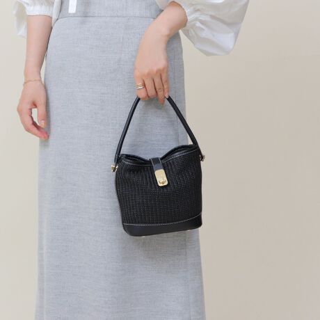 obOɃS[hp[c킹iȕ͋CoĂ2WAYobOBpointE_炩ȑfނŋGߊCɍ߂Ă܂BES[hp[c~U[őlJWAɃsb^ȂobOBEnhfUCŃghvXBE3wŎU΂肪ȏ̐ɕ֗BEԂȌڂȂ~jz / X}z / ~j|[` / nJ`ȂǕKvȉו͓TCYBEO\̃V_[xgtŎ΂ߊ|ƂĂcoordinateEs[X}LVXJ[gȂǉĂ̑Ƀsb^BiEV_[xgtEO|PbgFȂE|PbgF|Pbg/t@Xi[|Pbg~1AI[v|Pbg~1EA4Ήi22~31cm)F~Ezi10~20cmjF~Eybg{gi500mljF~Eybg{gci500mljF~fpʐ^͎BeɂAۂ̃J[ƑقȂꍇ܂B\߂Bi̐F̖ڈ́AiP̂̉摜QƂBîCɓo^ @n[g}[NNbNIJ[̍ēגʒmAZ[m点܂BVbv̂Cɓo^ @ViēגʒmȂǁAȏ󂯎邱Ƃł܂B[^:99039]