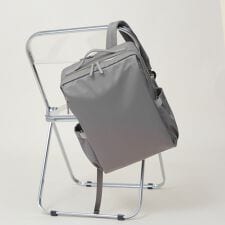 ベース(BASE)の【撥水 / 軽量】多機能 ナイロン バックパック リュック