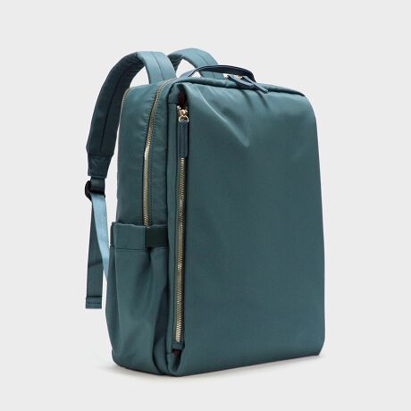 IIt킸􂷂靛HobNpbNBpointEH{Ă̂ŉ␅GɋAJ̓łgp܂BEVvłꂢڂȈۂ̃fUCŁArWlXV[ɂsb^BEwʂɂ̓L[P[XɒʂƂoL[IxgtBETChɂ̓ybg{g܂ݎP̎[ɕ֗ȃ|PbgtBE15C`܂łPC[̏o|PbgtȂ̂|CgBENbṼV_[xgŁAւ̕SyĂ܂BEeʃTCYȂu660gv̌yʂŃfC[g₷BEt@Xi[̋S[hJ[ŁAobÕANZgɂȂ܂BEobO㕔ƃt@Xi[ɂ́AtFCNU[gpBELX^Cɍ킹ĂLxȃJ[WJ́BEłg₷VvȃfUCŁA}U[YobOƂĂcoordinateErWlXV[͂AsȂǉו̑邨oɂIXXBiEHiCgpEwʁFL[IxgtEO|PbgFt@Xi[|Pbg~3(wPC|Pbg܂)AI[v|Pbg~2E|PbgFt@Xi[|Pbg~1AI[v|Pbg~2EA4Ήi22~31cm)FEzi10~20cmjFEybg{gi500mljFEybg{gci500mljFfpʐ^͎BeɂAۂ̃J[ƑقȂꍇ܂B\߂Bi̐F̖ڈ́AiP̂̉摜QƂBîCɓo^ @n[g}[NNbNIJ[̍ēגʒmAZ[m点܂BVbv̂Cɓo^ @ViēגʒmȂǁAȏ󂯎邱Ƃł܂B[^:99114]