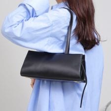 【500mlペットボトル収納可能】 3層式 スクエア ショルダーバッグ