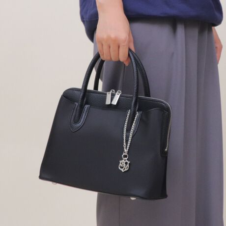 KxȃJWAƏiȕ͋C˔iC~U[nhobOpointEّfނ̑gݍ킹IőlJWAɃsb^BE}`12.5cm̂500ml̃ybg{g[\BE[ɕ֗3w\ŁAOʂƔwʂɃ}OlbgJ̃|PbgtBEiȔ̂iCƃV{̂郌U[iȕ͋Co܂BEobO≘ꂩĂetȂ̂|CgBEV_[xgtŁA|E΂ߊ|ƂĂg܂BcoordinateEJWA炫ꂢ߃X^C܂ŕLV[Ŋ􂵂܂BiEO|PbgF}OlbgJ|Pbg~2(OʁAw)E|PbgFt@Xi[|Pbg~1AI[v|Pbg~2EA4Ήi22~31cm)F~Ezi10~20cmjFEybg{gi500mljFEybg{gci500mljF~fpʐ^͎BeɂAۂ̃J[ƑقȂꍇ܂B\߂Bi̐F̖ڈ́AiP̂̉摜QƂBîCɓo^ @n[g}[NNbNIJ[̍ēגʒmAZ[m点܂BVbv̂Cɓo^ @ViēגʒmȂǁAȏ󂯎邱Ƃł܂B[^:99093]