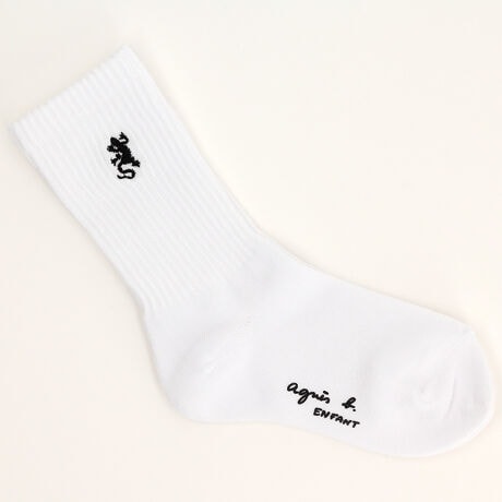 [^:SO16AC56]uh炵U[̃SANZgɂȂ\bNXBVbNȃJ[OɈ炵`[tłB