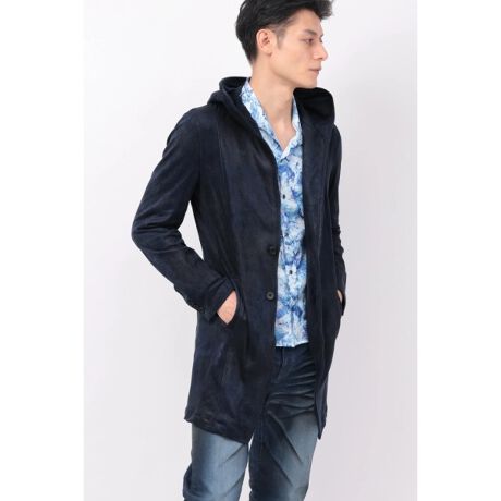 [^ԁF2002010]yDESIGNz C^ÃC|[gfނpt[fBR[gB X^CbVȃVGbg𐶂ݏoJbeBOɁAt[hɂ̓C[dlŃANZgvXB XF[h_{[fނɐ▭ȃtHCvg{AfUĈ݂Ȃ炸LkꒅƂȂĂ܂B  yTEXTILEz C^Avg[nɈʒuManifattura Tessile PierozziЂ̃XF[h_{[jbgB |GXẽ_{[W[W[̕\ʂNтAXG[ĥ悤ȎɁB ɃɃtHCvg{A_Ȍ򊴂Ă܂B W[W[łȂẑ悤ȌƁA\tgȃ^b`ALk˔fނƂȂĂ܂Bfg 185cmFpTCY LL