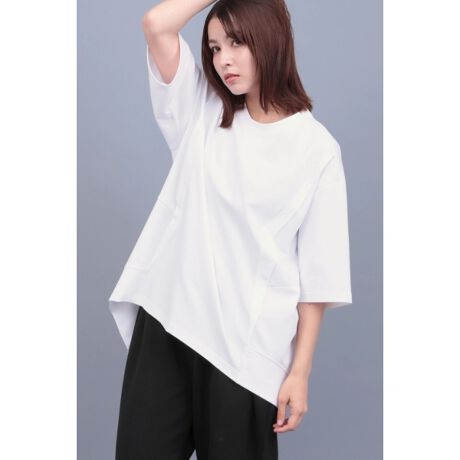 [^ԁF2002132]yDESIGNz VvŒ₷̂ɁAǂ[hȕ͋C܂ƂbVJbg[YTVcB ̓IȐ؂ւƃAVg[ȐA肰ȂĂ܂B ƂVGbg̓bNXȂAvZꂽCŃX^CbVȈۂɁB ꖇŒĂlɂȂAC[hɂf閜\ȈꒅB 咣AłƂ\\ȋCɂ҂TVcłB yTEXTILEz Ȃ߂炩ȔG肪Sn悢X[XfށB y₩ȒSnƎRȗŁAX^Cɂ҂̈ꖇBYf/185cm pTCYFL fB[Xf/165cm pTCYFM