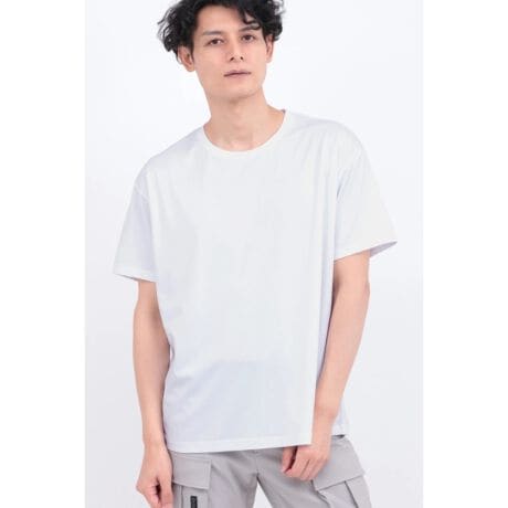 [^ԁF2002114]yDESIGNz nC}`X[X̑]ʃvgTVcB RrTORNADOMRT̃e[}SURF ROCKƃuhS{ꖇACełB yTEXTILEz nC}`^Cṽ|GXeȂł̖͂c݂Ə_炩̂ƂX[XW[W[fށB yʂŃnCXgb`Az̓𕹂fނƂȂĂ܂B