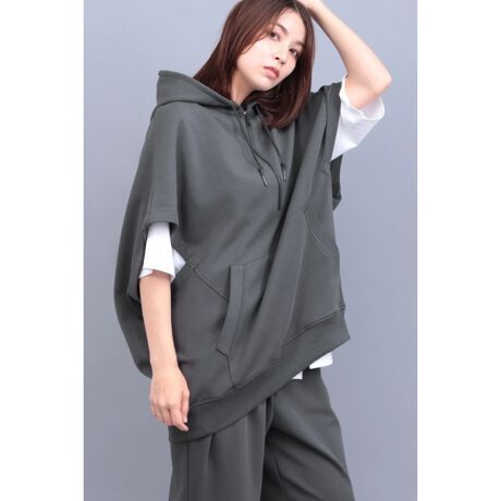 [^ԁF2002126]yDESIGNz tƃ[h▭ɗZAinn[tWbvt[fBB _炩ȃ|`fނɁA_ȃJbeBÕh}X[u݊ꒅB VvȃJ[WJȂA̓IȃVGbgƐ▭ȃkPŁAX^COɃGbWĂB n[tWbvdlŃC[h݁ACCɍ킹Ď݂ɒȂy߂̂́B sIȃbNXX^C߂lɂhAËȂfUC͍̋CZ1łB yTEXTILEz Ȃ߂炩Ń\tgȕȂAVGbgۂĂAXgb`ƓKxȒ芴̂_{[fށBYf/185cm pTCYFF fB[Xf/165cm pTCYFF