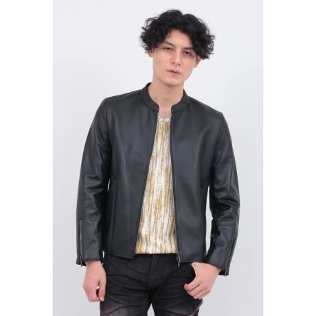 [^ԁF2002121][DESIGN] ibpgpVOC_[XB V[vȃJbeBOƑ@ׂȃXeb`[NŁAVv̒ɂlߍ񂾈ꒅłB [TEXTILE] 炩ȎG肪̃ibpgpBLׂAy₩łȂKxȑϋvĂ܂BiȌ򊴂Ə_ɗDĂASn̗ǂƃtBbg̍łB