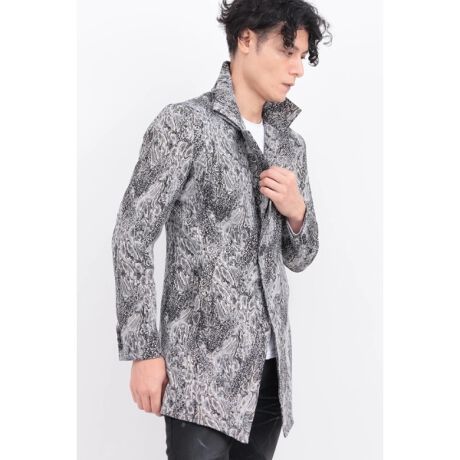 [^ԁF2002128][DESIGN] C^AEMONTEOLIVETOА̃Aj}WJ[hґɎgpAZ~_udĂ̕Ԃ܃R[gB ݂򂪕\ɉs^Aтɐn̉Aeяオ܂B̎Ɍĉ悤ɁAV[vŗ̓IȃVGbgǋB悭\zIȃZ~_ȗOĂƁADɕԂ܎肪ANVbNȃ[hƃ[hȃGbWZĂ܂B dĂ̌y₩ƃȌd𕹂AHD邾ŃX^CO߂̃AE^[BeNX`[ƃJbeBOAOWA[A[eBXeBbNȈꒅłB [textile] C^AEvg[nɋ_\Vܐn[J[AMONTEOLIVETOɂAj}WJ[hBVRfނ⍇@̐߂ɏGłZpAF̐ߎƃI݂ɐDグAό`pC\̃eLX^CłB @ׂȐDɂĐ܂闧̓Iȕ\ƁApxɂē݂PT߂Ȍ򊴂▭ȃoXŋBCh̒ɃGKXA[hȑ݊܂B