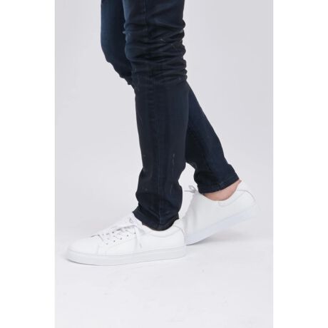 [^ԁF2002142][DESIGN] i`ȕ͂̏㎿ȋvgpAN[Őꂽۂ̃U[Xj[J[Bfޖ{̊炩Ɛ[݂̂鎿AJWAȃACeɏiZꑫłB~j}ȃtH̒ɁAJ[u`悤ɐ݌vꂽV[[Xp[cƎ̃GbWYA肰Ȃo܂B VvŖʂ̂ȂfUCȂAfBe[ɂ܂ł邱ƂŁAXj[J[łȂvĈ悤Ȓ[ȕ͋C𕹂Ă܂B X^CO̕LAfj`mpȂǂ̃JWAX^Cɂ͂AXbNXZbgAbvX^Cƍ킹邱ƂŁA[h钅ȂɂtBbg܂BV[YXɊ􂷂AIȃCtX^CɊY\ȈꑫłB [TEXTILE] Abp[ɎgpĂ̂́Ai`ȕƒ悢˔㎿ȃX[XU[ivjBv{̎RȃV{AߓxȉH{ȂƂŁAfpłȂꂽ\ɎdグĂ܂B TCY\L S:25`25.5cm M:26`26.5cm L:27`27.5cm