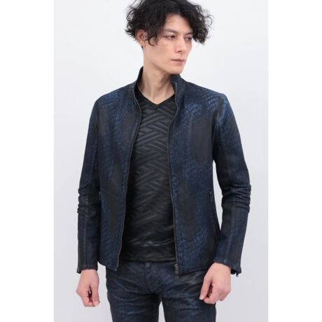 [^ԁF2002094][DESIGN] SʂɃNR_C[U[Ǝ˂AփɃubNR[eBO𐁂th{X^hZIPu]B DH܂ŁAׂĂōsI[ChCWp̂PłB [TEXTILE] Xgb`̂12.5OZ(IX)̃nCubhfjngpB ʏ̃fj苭LkA^CgȃVGbgłXgXȂpł܂B {ւ鉪RYñfjnłB