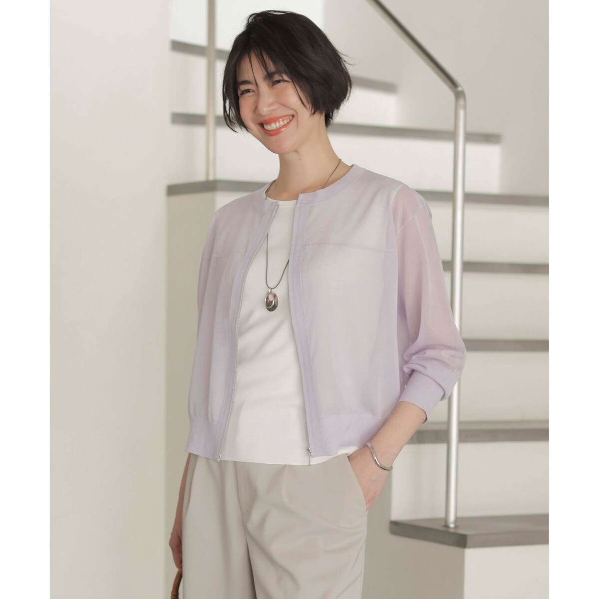 【23区】中村アンさん着用 ライトタッサー フーデットブルゾン 大きいサイズ44*美品 カタログ掲載*中村アン着 23区 ライト