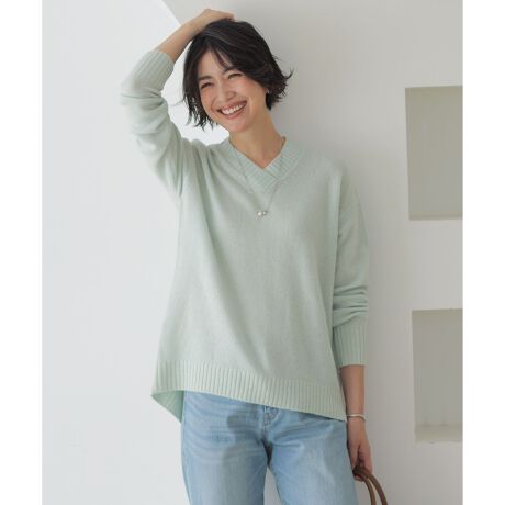 [^ԁFKRG0GW0130]CɂȂƂJo[ĂAgĉKȒSnVlbNjbgfUCVŕ҂݂ĂVlbNjbgBqbv⍘肰ȂJo[ĂŜ䊴ɁA𗎂ƂbNXVGbg͂łBgɂƂAɂ͑O㍷Ċۂ݂vXBxɏ_炩ȕ\A炵Ɣ˔ACełBɃZ^[CƃXbg邱ƂŁApɂ܂BJ[́A͋C̃O[(#003)AȂꂽۂ̃J(#030)A炩炵o郉Cgx[W(#033)Au₩ȍFɂȂ郉Cg~g(#062)4FWJłBfފnňAN̖тuhE[fނgpBߍȊɂς郄N̖т́AgۂȂɂ̂łBE[Ɗ|킹邱ƂŁAhƉK𗼗A炩ȔGɎdグ܂BfރACeEnClbNjbg(KRGJGW0131)傫TCY(KRGTGW0131)TCY(KRG0GW0131)i摜̓TvgpĂ邽߁AFTCY̎dlɕύXꍇ܂̂ŁA\߂B