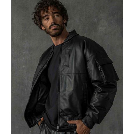 [^:MSO-25102]BIGVGbgIMA-1WPbgBՂ̃_E[UA{[̂WPbgłB̃|PbǵA]MA-1傫݌vĂAX}[gtH錻dlBÃu{vɂŁAd̂WPbgɎdオĂ܂B----------------------------------------------------------------------------yC DIEM@JyfBGzuh̗R͋IO1IÑネ[}̎lAzeBEX̎ɓoꂷ(e)Bu̓E(seize the day)vƖ󂳂AȕuԂ𐶂vȂǂ̈ӖwBoNɂĖƐ[݂𑝂Ƃvi̊{I͂ł邪AJyfBG̃U[v_NgɊւĂ͂̌ł͂ȂBt@[XgRNV̔\ȗAt@bV̈𒴂Č|piƕ]ACeQ́AfUCi[S̐M񂹂1l̐ElɂđSsƂōAiKŊɑ܂ĂBɂ邻̏uԂAgvĂĥBIꂽ1̊vA܂ꂽ1{ᰁA{ꂽ߂H̑SĂɁAN̊Ԏ󂯌pĂ̂悤ȗjAgɂ邱Ƃ̊т邱ƂłB`ƋZȊSĂ𒍂ĐɑoSĂ̐íANtg}Vbv̌̂̂Ȃ̂łB͒p邱ƂɂčĂѐVȖ𐁂܂AAɂ҂̐l̎pɔfĐɊ̂łBATTENTIONiʐ^͂ł茻iČ悤ɐSĂ܂Ap̃j^[ɂ荷ق܂BTCYdȂǂɑ̌̍ꍇ܂Bi̎dlуfUC͉P̂߁A\ȂύXꍇ܂B