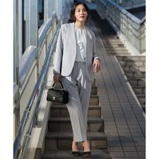 スマートビューティストレッチ テーパードパンツ