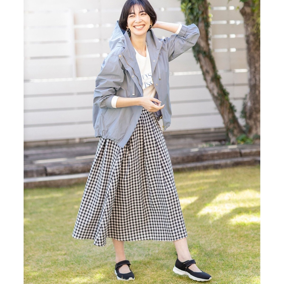 ☆新品 130 anyFAM トップス & スカート セット オフホワイト ☆新品 130 anyFAM トップス & スカート セット オフホワイト