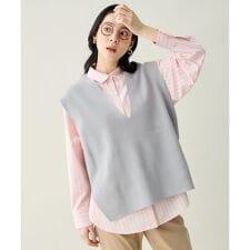 Vネックニットベスト