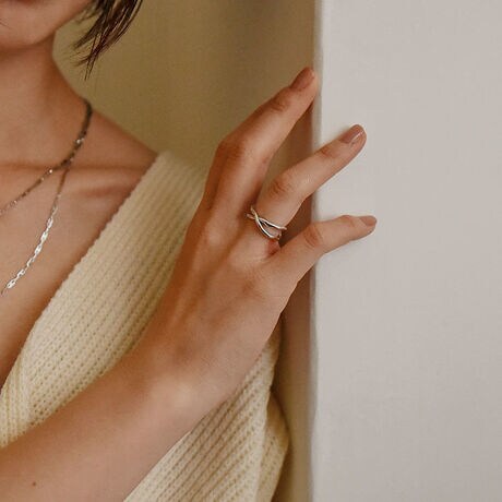 j킸AR[fyłقt[OVo[Ȃɐ^AD݂ɃJX^}CYĊy߂V[YBă{[A12ȂǏiȈۂ܂ŗlXȏd˕tɂ߂łBItBXñWPbgX^C炫ꂢ߃t@bVAXg[gnA؍t@bVAlXȃWɍ킹₷ALV[Ɋ􂵂܂BꕔH{fUC܂B@ɂĂ܂ꍇ܂̂łӂB܂AƂŖĂ邽߃fUCɌ̍܂Bi̓Vo[925ŃR[eBOĂ܂BAM[NɂfނgpĂ܂AׂĂ̕ɃAM[NȂƂ񑩂̂ł͂܂B`jZbNXACe`VvfUC炱AWF_[XɃYEfB[X킸N╞Ȃǂ̂ɔꂸɂg܂BJbvR[fFBm̃yAR[fȂǂɂ߂łBgh/V[YX/I[V[Y/tďH~/O/fB[X/JWA/Xg[g/[h/][g/؍t@bVystyiroz̖킭킭ʂĂ܂B "styiro"Ƃ́AtXŉMӖystylozƍʁyiroz킹sʁiFjMẗӂ̑B w̃R[fBl[gɂAFM̔JƂ̂킭킭悤ȋCxƂӖ߂Ă܂BႤobOAႤANZT[AႤwAAW ÃX^CmV[Cɍ킹vf肰Ȃ邻ȑl̂߂̃uhłB摜̏i̓TvłBۂ̏iƐFAdlAHATCYAfޓ኱قȂꍇ܂B[^:404-0376]