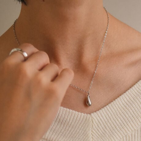 `[tiȈۂ^郁^lbNXȃVo[ƃhbv`[t񌳂ɏiȉYĂVo[ƃS[h̃lbNXBItBXJWA`ItY߃X^CAtH[}ȃV[܂ŕL􂵂Ă܂B40cm+AWX^[5cmŒ߂܂BT[WJXeX316LcXeX̒łKтɂ⊾ɋ̂BAM[̌ƂȂȂǂŗnoSzȂAAM[̕łSĂ邱ƂłƂĂ܂BAM[ΉANZT[i̓XeXfނƂȂ܂BAM[NɂfނgpĂ܂AׂĂ̕ɃAM[NȂƂ񑩂̂ł͂܂B`jZbNXACe`VvfUC炱AWF_[XɃYEfB[X킸N╞Ȃǂ̂ɔꂸɂg܂BJbvR[fFBm̃yAR[fȂǂɂ߂łBystyiroz̖킭킭ʂĂ܂B "styiro"Ƃ́AtXŉMӖystylozƍʁyiroz킹sʁiFjMẗӂ̑B w̃R[fBl[gɂAFM̔JƂ̂킭킭悤ȋCxƂӖ߂Ă܂BႤobOAႤANZT[AႤwAAW ÃX^CmV[Cɍ킹vf肰Ȃ邻ȑl̂߂̃uhłB摜̏i̓TvłBۂ̏iƐFAdlAHATCYAfޓ኱قȂꍇ܂Bi摜́A̓p\RȂǂ̉{ɂAۂ̐FƈقȂČꍇ܂B\߂BׂĂ̕ɋAM[oȂ(AM[t[)ۏ؂̂ł͂܂̂łB[^:404-0336]