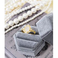 スタイロ(styiro)のカラーストーンリング