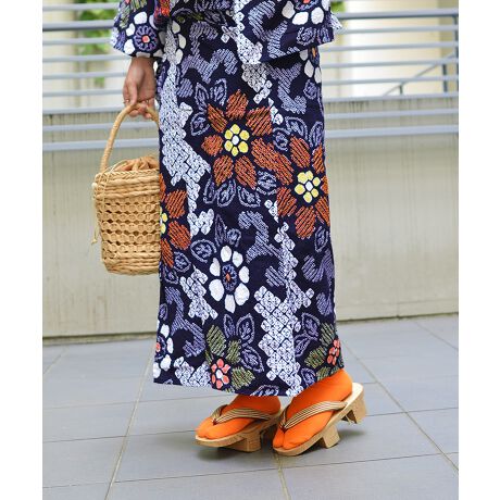 悪ɕꂽgh̑܃fUC̃\bNXt@bVACeƂĐlC̃J[\bNX܃fUC͓҂őߕtAقǗǂ̂ŁAs₨Uf[gCxgȂǂł̒sĂK҃fUCȂ̂ŁAčՂԉΑ~x蓙̃Cxg̍ۂ̗߂⒅R[f̑ɍ킹ƃ|CgɂȂA̒ɂ݂CCyłtĂ̓T_Xj[J[Ƃ̍킹͂AHɂ̓[t@[ȂǂƂ̑gݍ킹Bgh̊؍R[fY2KR[fɂ߂̐lCACełBčՂ/ԉΑ/~x//CC/AEghA/W[//sNjbN/s//tFX/RT[g/VbsO/tďH~/JWA/؍t@bV/؍R[f/Y2KR[fystyiroz̖킭킭ʂĂ܂B "styiro"Ƃ́AtXŉMӖystylozƍʁyiroz킹sʁiFjMẗӂ̑B w̃R[fBl[gɂAFM̔JƂ̂킭킭悤ȋCxƂӖ߂Ă܂BႤobOAႤANZT[AႤwAAW ÃX^CmV[Cɍ킹vf肰Ȃ邻ȑl̂߂̃uhłBipׂɁAAeV^OEl[KmF̏Ap͂舵B摜̏i̓TvłBۂ̏iƐFAdlAHATCYAfޓ኱قȂꍇ܂B[^:404-1731]