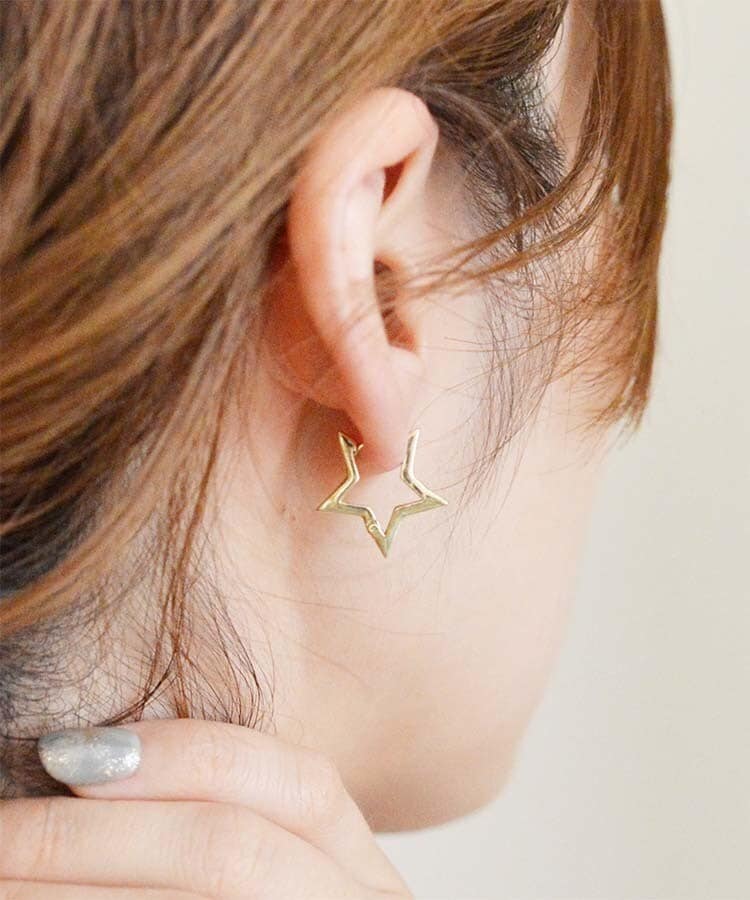 星フープピアス | スタイロ(styiro) | マルイウェブチャネル