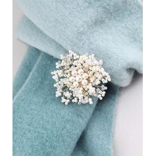 パール調ボリュームフラワーブローチ