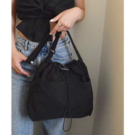 VvłȂX^CbVȃNX{fBobOoIfC[[XɍœKȂ̃obÓARpNgȌڂȂGybg{geʁBX}zzȂǂ̕Kiۂ܂TCYłBJ[: ubNAx[WAuEAJ[LV_[F߉fށF|GXeystyiroz̖킭킭ʂĂ܂B "styiro"Ƃ́AtXŉMӖystylozƍʁyiroz킹sʁiFjMẗӂ̑B w̃R[fBl[gɂAFM̔JƂ̂킭킭悤ȋCxƂӖ߂Ă܂BႤobOAႤANZT[AႤwAAW ÃX^CmV[Cɍ킹vf肰Ȃ邻ȑl̂߂̃uhłB摜̏i̓TvłBۂ̏iƐFAdlAHATCYAfޓ኱قȂꍇ܂Bi摜́A̓p\RȂǂ̉{ɂAۂ̐FƈقȂČꍇ܂B\߂BipׂɁAAeV^OEl[KmF̏AGiJAȂǁjɂgpFFڂ̌ƂȂꍇ܂̂ŁA戵ɂ͏[ӂBAR[≖fnȂǂ̏ŁEۉtiɕtƁAFϐFEV~ꍇ򉻂𑁂߂錴ɂȂ܂̂łӂB[^:4744241]