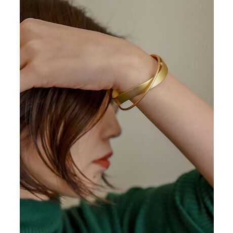 X^CI΂ȂVvfUC̃oOVo[ƃS[h̃^咣߂ƂĂg₷łBvuXbgȂǂƂ̑ǂAd˕tőgݍ킹Ďĝ߂łBr̃ANZgƂĊ􂷂ACełBItBXñWPbgX^C炫ꂢ߃t@bVAXg[gnA؍t@bVAlXȃWɍ킹₷ALV[Ɋ􂵂܂Bystyiroz̖킭킭ʂĂ܂B "styiro"Ƃ́AtXŉMӖystylozƍʁyiroz킹sʁiFjMẗӂ̑B w̃R[fBl[gɂAFM̔JƂ̂킭킭悤ȋCxƂӖ߂Ă܂BႤobOAႤANZT[AႤwAAW ÃX^CmV[Cɍ킹vf肰Ȃ邻ȑl̂߂̃uhłB摜̏i̓TvłBۂ̏iƐFAdlAHATCYAfޓ኱قȂꍇ܂Bi摜́A̓p\RȂǂ̉{ɂAۂ̐FƈقȂČꍇ܂B\߂B[^:8841171]