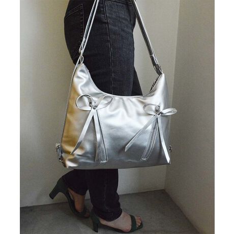 {|CgI2WAYdl̃nhbNV_[obO炵{fUCƎp˔{t@Xi[2WAYnhbNV_[obOłBVvȃfUCȂA{ANZgƂȂAGKgŃtF~jȈۂ^܂Bystyiroz̖킭킭ʂĂ܂B "styiro"Ƃ́AtXŉMӖystylozƍʁyiroz킹sʁiFjMẗӂ̑B w̃R[fBl[gɂAFM̔JƂ̂킭킭悤ȋCxƂӖ߂Ă܂BႤobOAႤANZT[AႤwAAW ÃX^CmV[Cɍ킹vf肰Ȃ邻ȑl̂߂̃uhłB摜̏i̓TvłBۂ̏iƐFAdlAHATCYAfޓ኱قȂꍇ܂Bi摜́A̓p\RȂǂ̉{ɂAۂ̐FƈقȂČꍇ܂B\߂BipׂɁAAeV^OEl[KmF̏AGiJAȂǁjɂgpFFڂ̌ƂȂꍇ܂̂ŁA戵ɂ͏[ӂBAR[≖fnȂǂ̏ŁEۉtiɕtƁAFϐFEV~ꍇ򉻂𑁂߂錴ɂȂ܂̂łӂB[^:4744231]