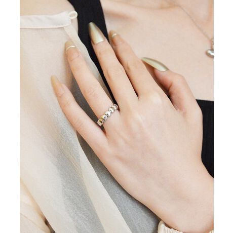 AM[ΉANZT[i̓jbPt[ƂȂ܂BAM[NɂfނgpĂ܂AׂĂ̕ɃAM[NȂƂ񑩂̂ł͂܂Bystyiroz̖킭킭ʂĂ܂B "styiro"Ƃ́AtXŉMӖystylozƍʁyiroz킹sʁiFjMẗӂ̑B w̃R[fBl[gɂAFM̔JƂ̂킭킭悤ȋCxƂӖ߂Ă܂BႤobOAႤANZT[AႤwAAW ÃX^CmV[Cɍ킹vf肰Ȃ邻ȑl̂߂̃uhłB摜̏i̓TvłBۂ̏iƐFAdlAHATCYAfޓ኱قȂꍇ܂Bi摜́A̓p\RȂǂ̉{ɂAۂ̐FƈقȂČꍇ܂B\߂B[^:4053791]