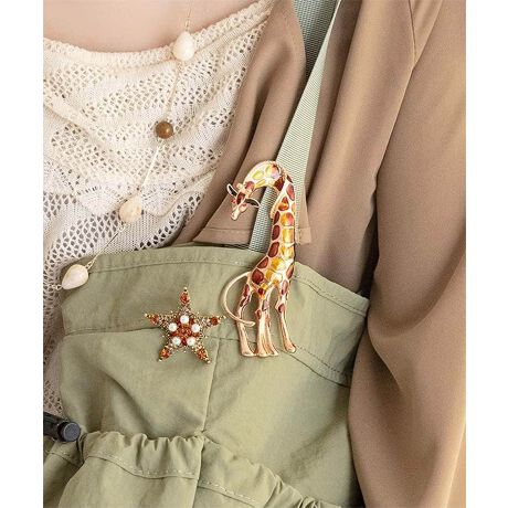 yl̗VѐSA}`[XȃANZT[zR[fBl[g̑NxCɍ߂u[`B ^ɂ͂܂ȂRȔzŁAlXȃAWy݂܂BigAp[eB[Ȃǂ̃IP[WV[܂ŕLΉB莝̃ACeƍ킹₷AIWieBvXăÑR[fBl[gɁXg[}t[𗯂߂u[`ƂāAjbgVvȃgbvX郏|CgɁB@ׂȂ݊̂fUC̓uEXWPbgAs[X̋݌͂AobOXq̃ANZgƂĂ􂵂܂BĂƏd󂷂閜\ANZT[łBstyiroZNg̃u[`̓ghɍEȂ^CXȃfUCŁAg̃[h[uɁAđ؂ȕւ̐S܂MtgƂĂ߂łB ystyiroz̖킭킭ʂĂ܂B "styiro"Ƃ́AtXŉMӖystylozƍʁyiroz킹sʁiFjMẗӂ̑B w̃R[fBl[gɂAFM̔JƂ̂킭킭悤ȋCxƂӖ߂Ă܂BႤobOAႤANZT[AႤwAAW ÃX^CmV[Cɍ킹vf肰Ȃ邻ȑl̂߂̃uhłB摜̏i̓TvłBۂ̏iƐFAdlAHATCYAfޓ኱قȂꍇ܂Bi摜́A̓p\RȂǂ̉{ɂAۂ̐FƈقȂČꍇ܂B\߂B[^:4058681]