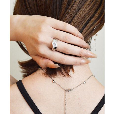 AM[ΉANZT[i̓jbPt[ƂȂ܂BAM[NɂfނgpĂ܂AׂĂ̕ɃAM[NȂƂ񑩂̂ł͂܂Bystyiroz̖킭킭ʂĂ܂B "styiro"Ƃ́AtXŉMӖystylozƍʁyiroz킹sʁiFjMẗӂ̑B w̃R[fBl[gɂAFM̔JƂ̂킭킭悤ȋCxƂӖ߂Ă܂BႤobOAႤANZT[AႤwAAW ÃX^CmV[Cɍ킹vf肰Ȃ邻ȑl̂߂̃uhłB摜̏i̓TvłBۂ̏iƐFAdlAHATCYAfޓ኱قȂꍇ܂Bi摜́A̓p\RȂǂ̉{ɂAۂ̐FƈقȂČꍇ܂B\߂B[^:4053721]