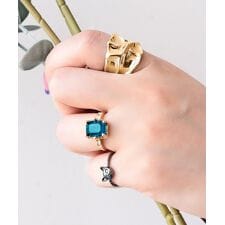 スタイロ(styiro)のニッケルフリー ロイヤルブルービジュー調リング