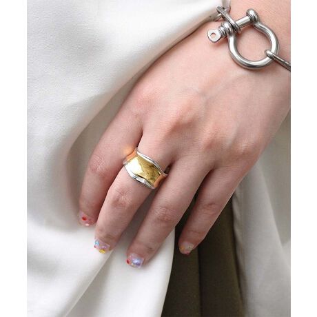 AM[ΉANZT[i̓jbPt[ƂȂ܂BAM[NɂfނgpĂ܂AׂĂ̕ɃAM[NȂƂ񑩂̂ł͂܂B`jZbNXACe`VvfUC炱AWF_[XɃYEfB[X킸N╞Ȃǂ̂ɔꂸɂg܂BJbvR[fFBm̃yAR[fȂǂɂ߂łBystyiroz̖킭킭ʂĂ܂B "styiro"Ƃ́AtXŉMӖystylozƍʁyiroz킹sʁiFjMẗӂ̑B w̃R[fBl[gɂAFM̔JƂ̂킭킭悤ȋCxƂӖ߂Ă܂BႤobOAႤANZT[AႤwAAW ÃX^CmV[Cɍ킹vf肰Ȃ邻ȑl̂߂̃uhłB摜̏i̓TvłBۂ̏iƐFAdlAHATCYAfޓ኱قȂꍇ܂Bi摜́A̓p\RȂǂ̉{ɂAۂ̐FƈقȂČꍇ܂B\߂B[^:4058001]