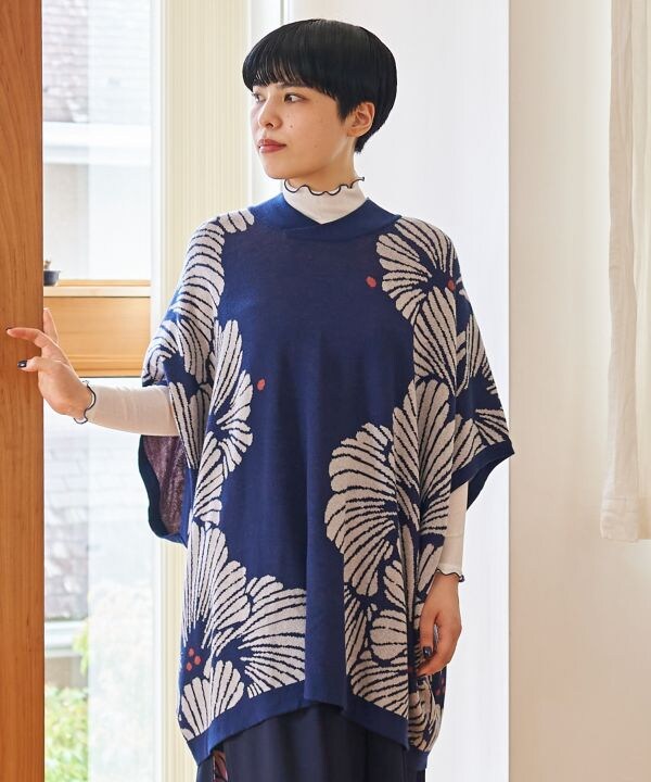 【新品】カヤ 銀杏狩りニットトップス グレー カヤ（カヤ）の「【カヤ】銀杏狩りニットトップス（ニット/セーター