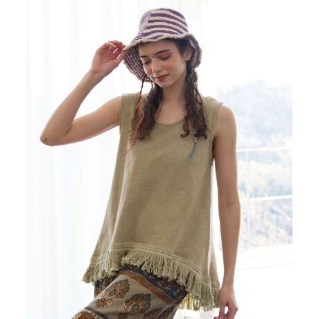 [^ԁFCAS-2221-2024]Lk̂fނɁAtW^NgbvBVvȃR[fɂHDƍ킹ĂfꖇBCi[ƂĂgbvXƂĂg閜\ACeB