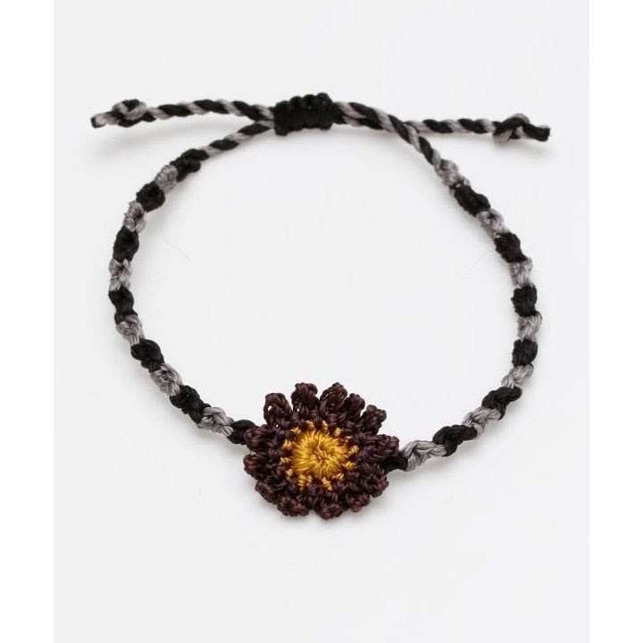 【チャイハネ】マーガレットミサンガ