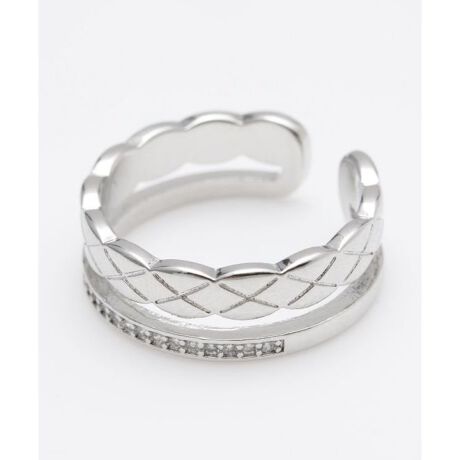 [^ԁF4KXZ4643-2024]NXfUCƃCXg[|Cg̃OBVvȃfC[Ɏg܂킹fUCŁAJWAR[fĂ܂B