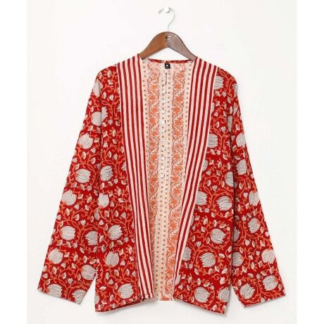 [^ԁFILL-5104-2025]@ׂɐDグꂽhr[ngpYgbvXBEYxLX^ET}Jh́AsXYƃgR΂ŕ\ꂽzfUCCXs[V󂯃fUCB΂ƃ^C̉AeubNvgŕ\܂Bc̃C̐؂ւ|CgB