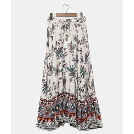 [^ԁFIAC-5138-2025]gő@ׂȉԕre[Wo؂₩ȃXJ[gB[fނȂł̗͂ŃGKgȕ͋C̎ACeBEGXg̓SƕRŒ߉\B