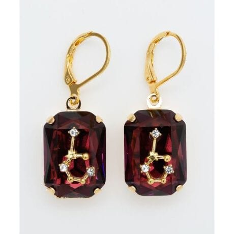 [^ԁFLECZ5110-2025]12C[WJ[̃`FRKXłꂽtbNsAXBXɂꂽKYr[YA肰Ȃ߂܂B